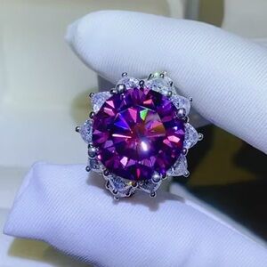 Elegant Purple Moissanite Gemstone Ring